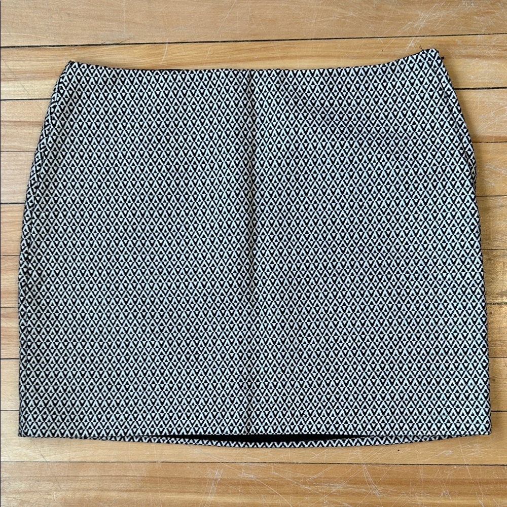 GAP Patterned Mini Skirt